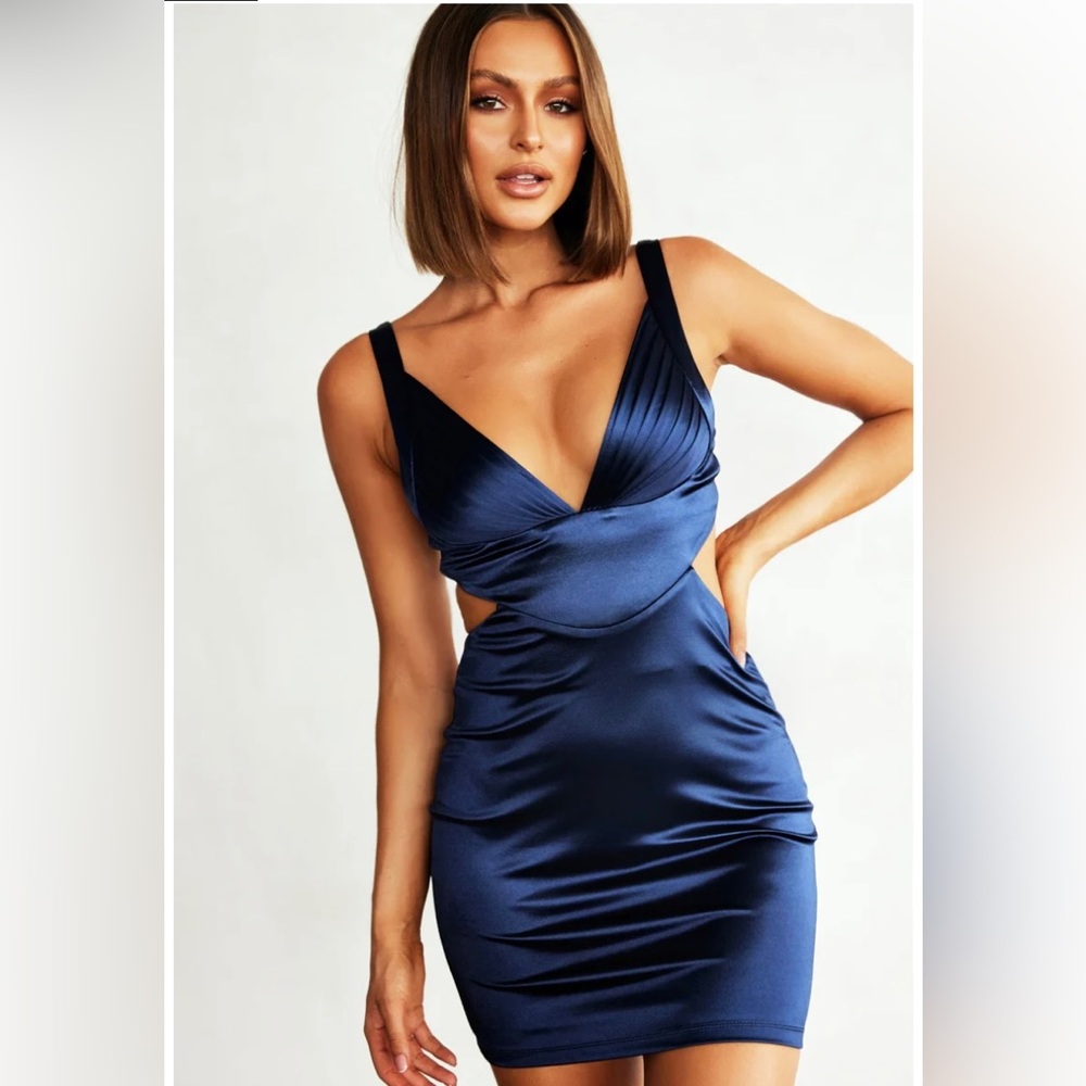 Gorgeous Navy Mini Dress - size M